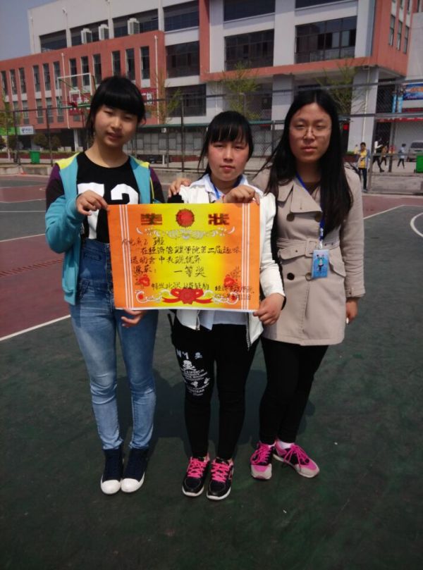052690EB3D1E1942667556A0E7126591.jpg