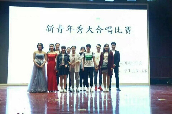 E3DBADEA1E0C42ED092E8262BA6A9B1E.jpg E3DBADEA1E0C42ED092E8262BA6A9B1E.jpg