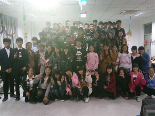 班级介绍.png 班级介绍.png