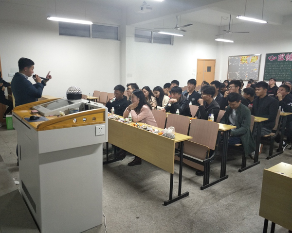 3.感恩助教.jpg 3.感恩助教.jpg